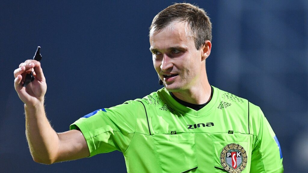 Mateusz Złotnicki sędzią meczu z GKS Jastrzębie