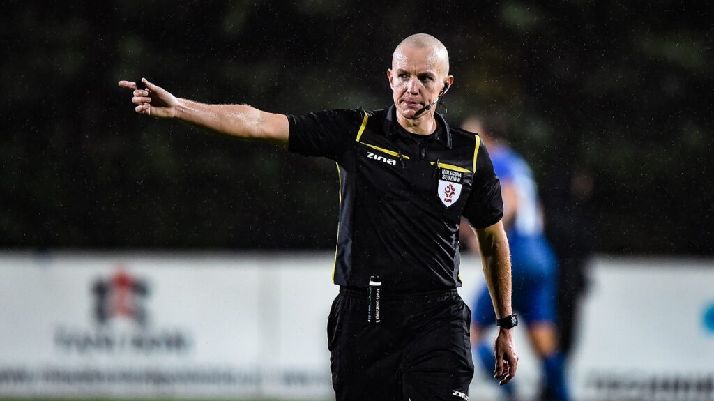 Kornel Paszkiewicz sędzią meczu z Sandecją