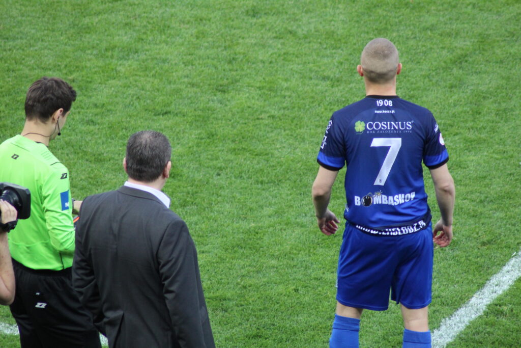 Komunikat ws. rozwiązania kontraktów z Arturem Golańskim i Mariuszem Cichowlasem