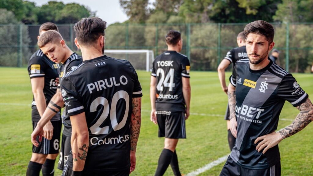 Z nimi zagramy w Turcji