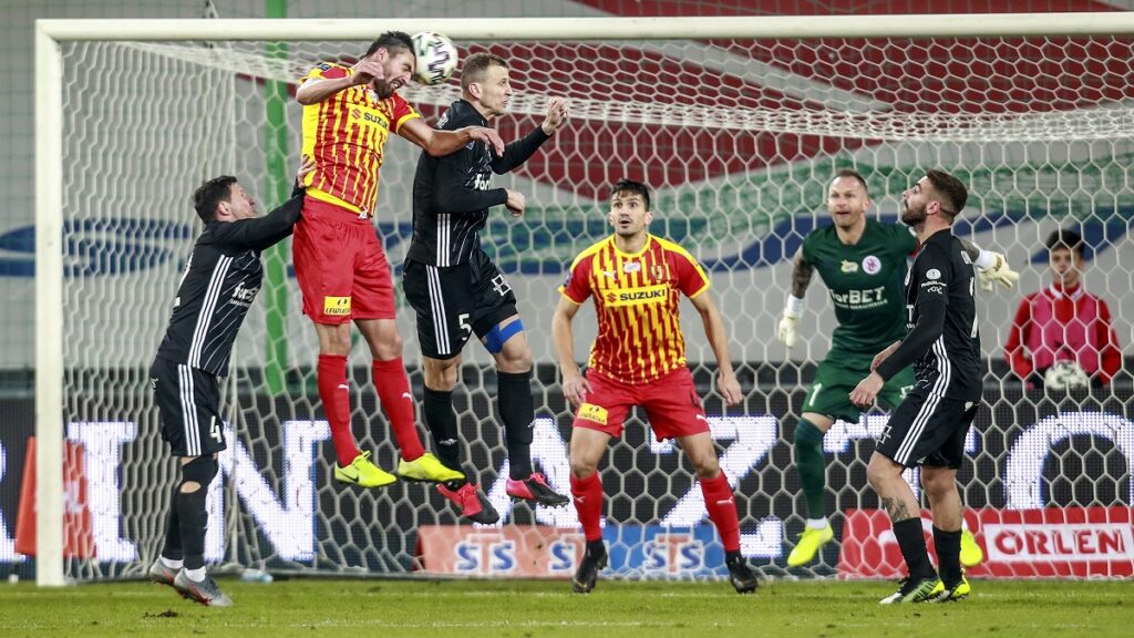 Remisu nie będzie. Historia meczów z Koroną Kielce w pigułce
