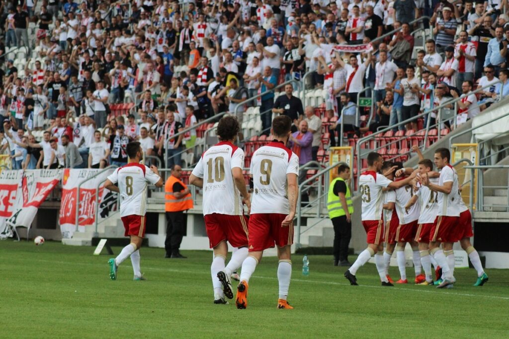 Koniec wieńczy dzieło… W piątek wielkie święto sportu przy al. Unii 2!