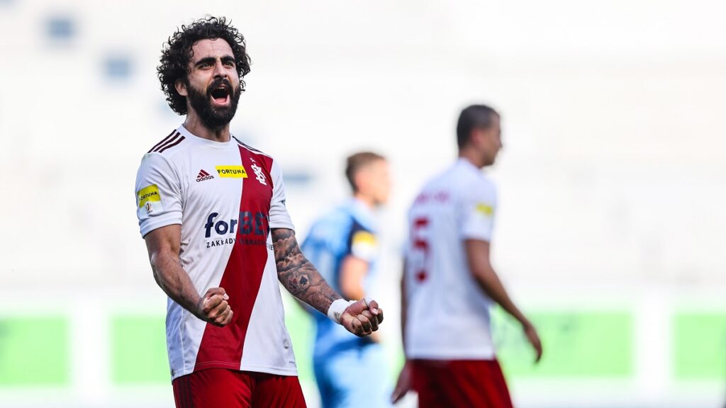 Na tablicy 3:0 się świeci! Stomil pokonany