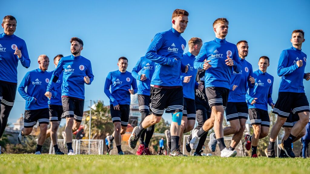 Halo, tu Side. Nóżka chodzi aż miło