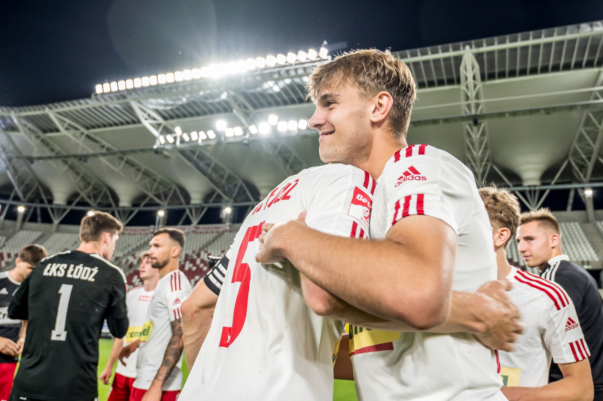 Betclic 2. Liga | Starcie z pewną awansu Pogonią
