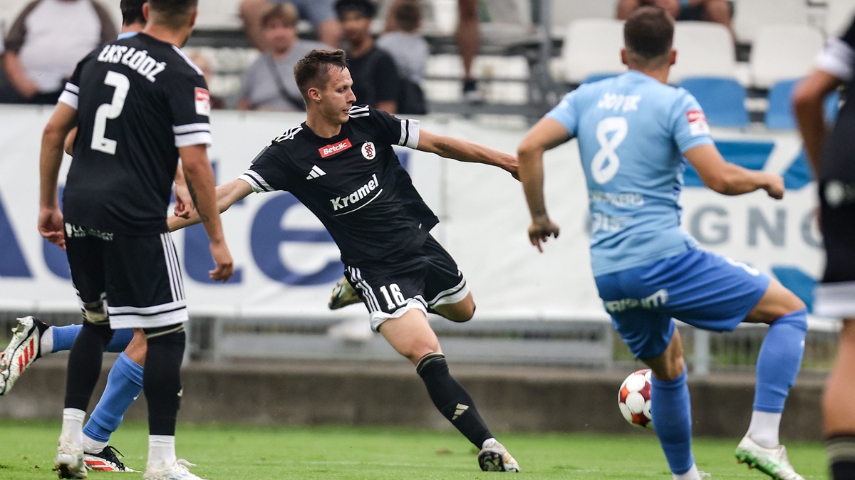 Betclic 2. Liga: Hutnik – ŁKS II 4:1