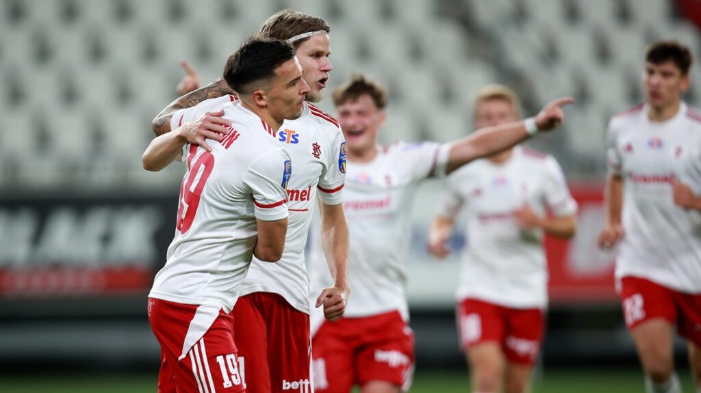 Skrót meczu: ŁKS – Chrobry 5:3