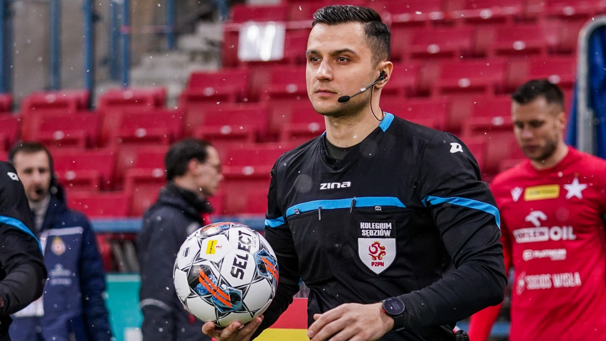 Marcin Kochanek sędzią meczu z Ruchem