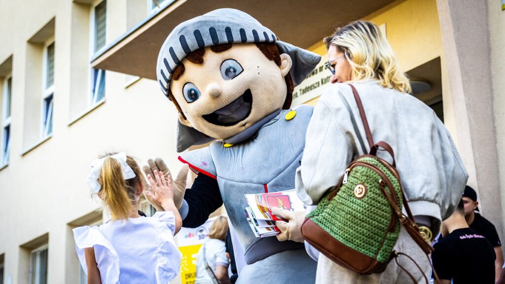 Wielosekcyjny ŁKS dołączył do akcji kibiców na rozpoczęcie roku szkolnego