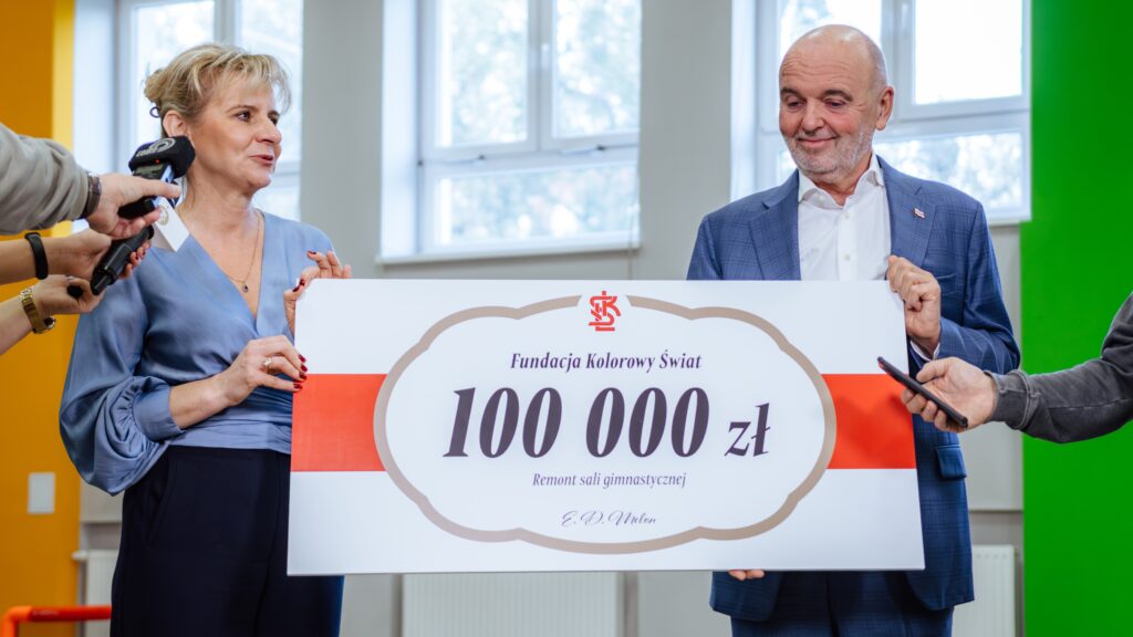 Wspieramy Fundację Kolorowy Świat. 100 tys. zł na remont sali dla dzieci