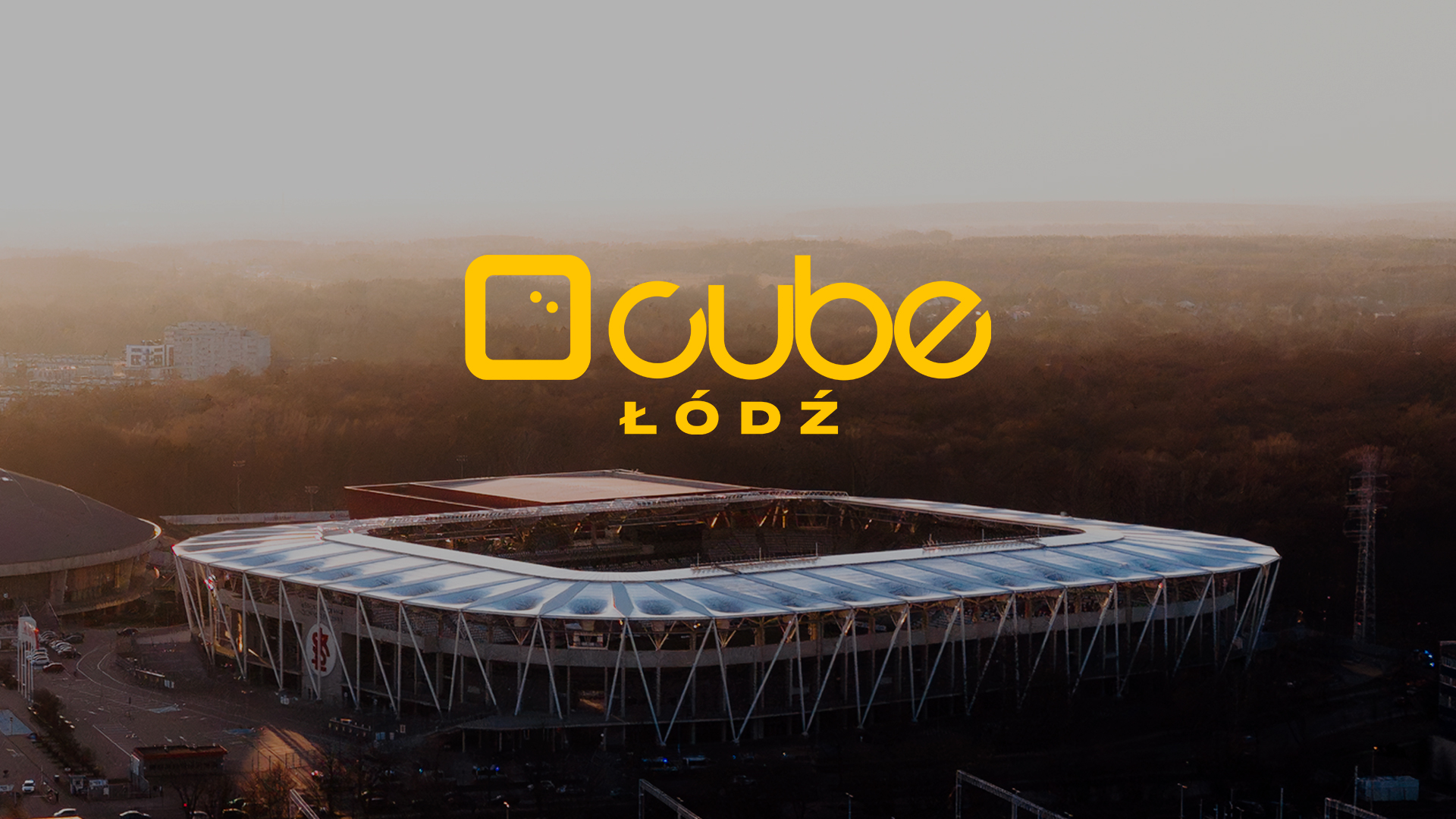 Okładka artykułu - Cube Fitness w trybunie wschodniej stadionu Króla